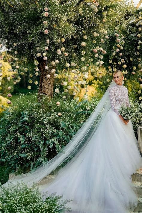 robe de mariée dior chiara ferragni|Chiara Ferragni couture Dior wedding dresses Maria Grazia .